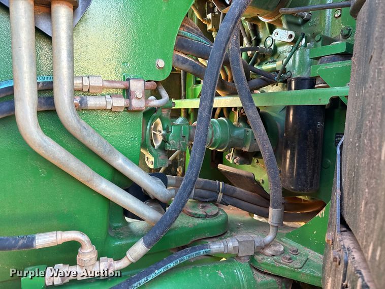 image for item ES5825 2007 John Deere 9330 4WD tractor