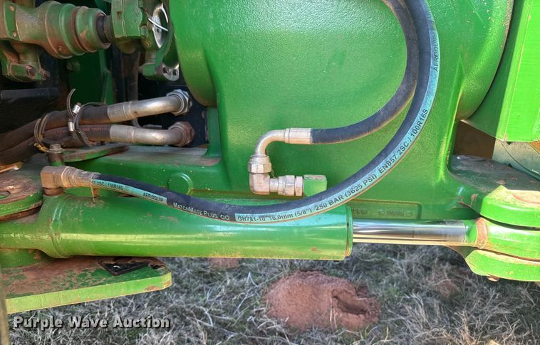 image for item ES5825 2007 John Deere 9330 4WD tractor