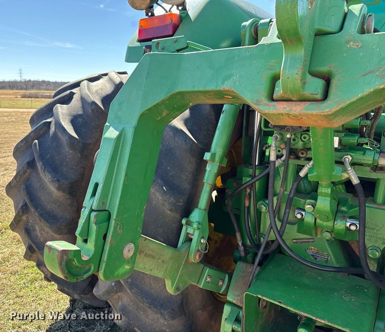 image for item ES5825 2007 John Deere 9330 4WD tractor