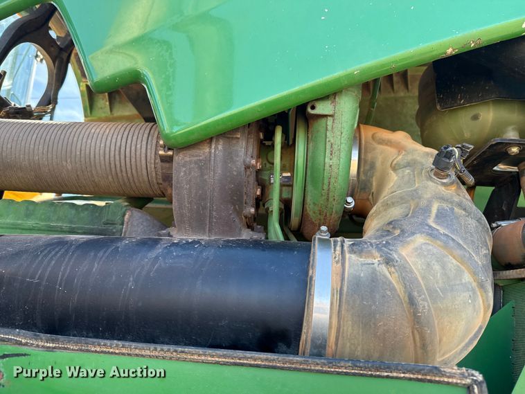 image for item ES5825 2007 John Deere 9330 4WD tractor