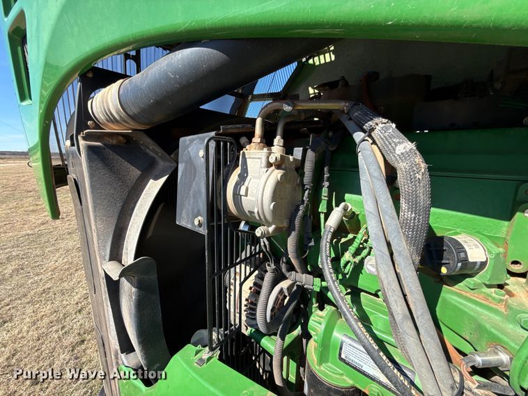 image for item ES5825 2007 John Deere 9330 4WD tractor