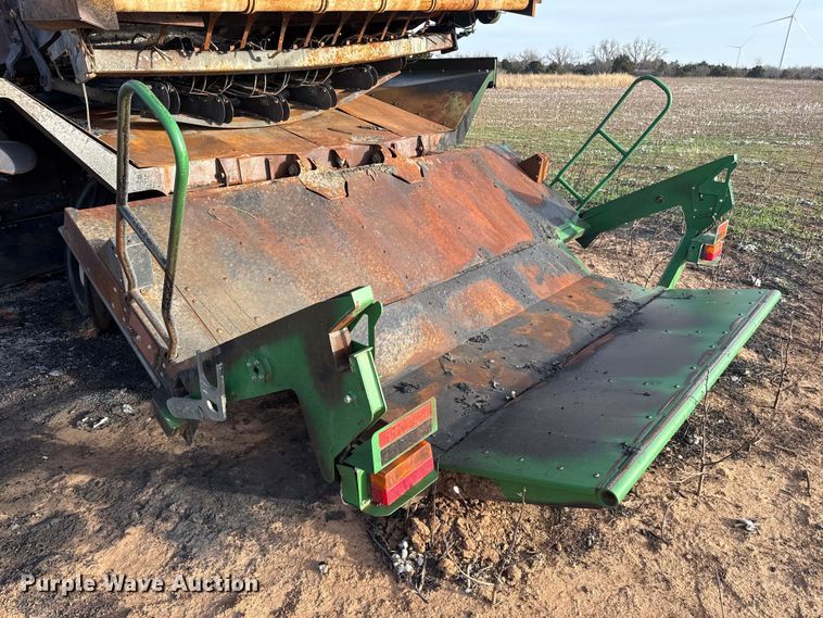 image for item ES5889 John Deere CS690 RWA cotton stripper