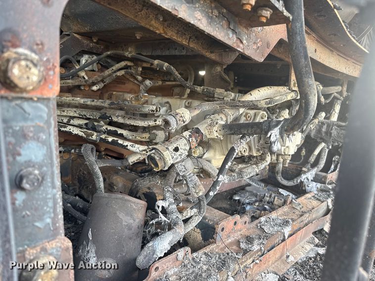 image for item ES5889 John Deere CS690 RWA cotton stripper