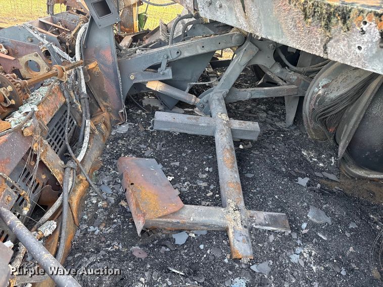 image for item ES5889 John Deere CS690 RWA cotton stripper