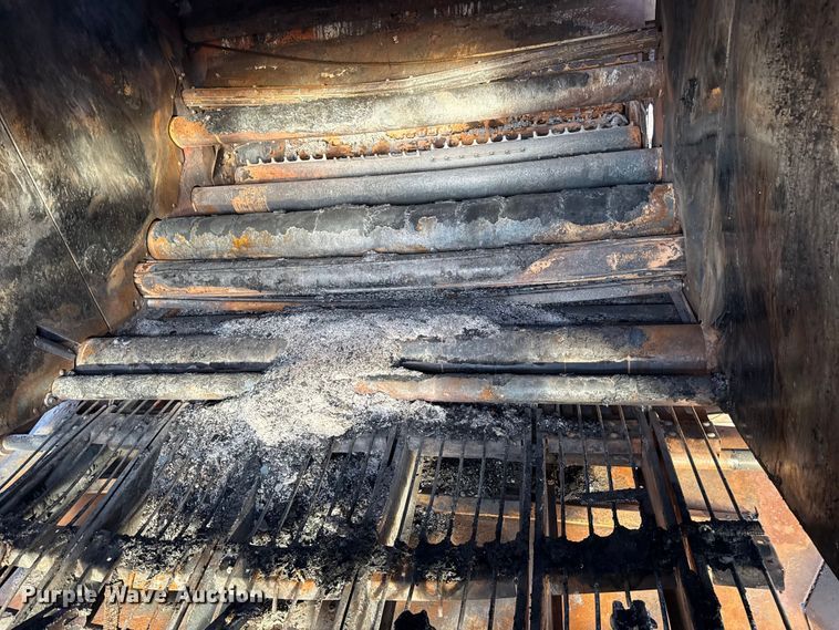 image for item ES5889 John Deere CS690 RWA cotton stripper