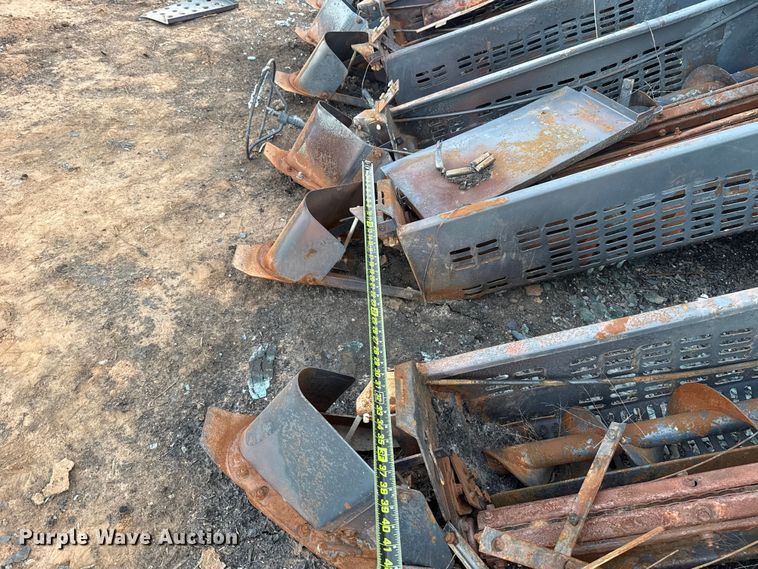 image for item ES5889 John Deere CS690 RWA cotton stripper