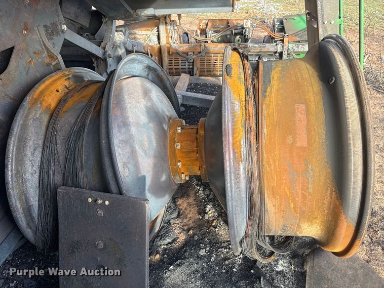 image for item ES5889 John Deere CS690 RWA cotton stripper