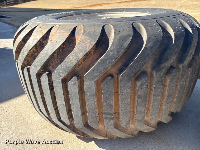 image for item ES5892 Alliance Flotation 328 tires