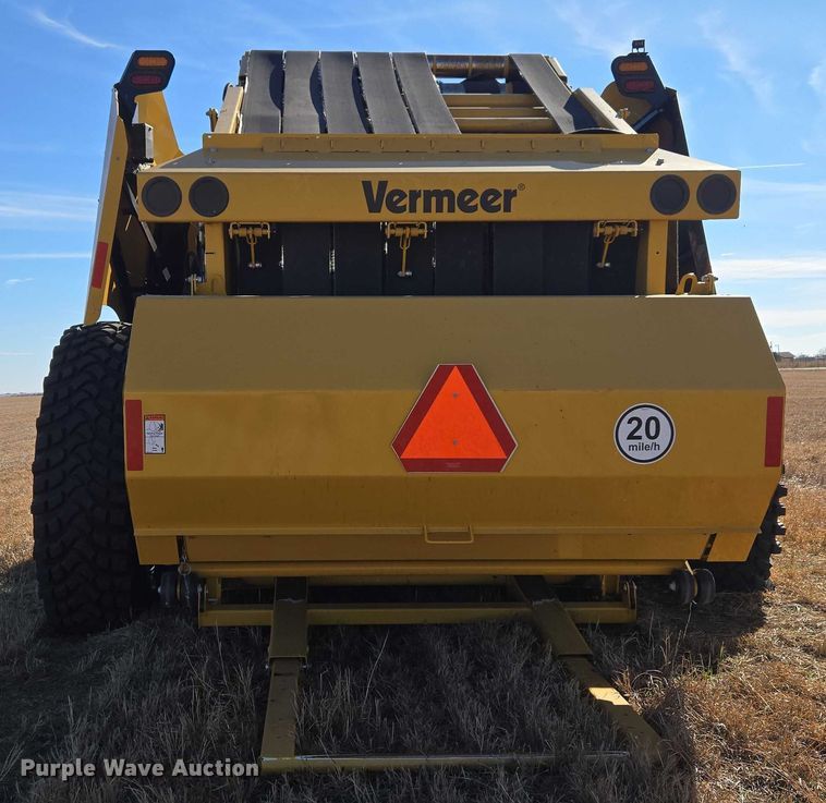 image for item ET1287 2023 Vermeer ZR5-1200 round baler