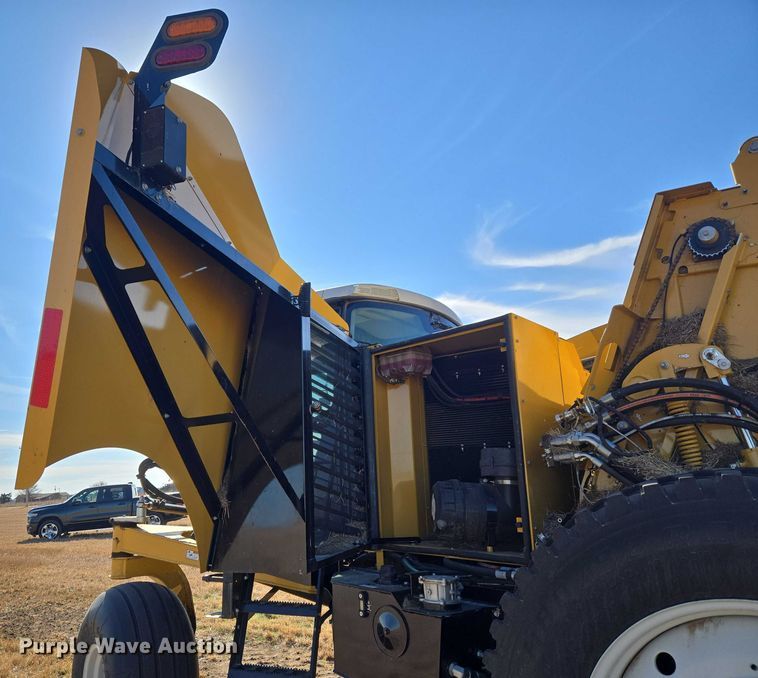 image for item ET1287 2023 Vermeer ZR5-1200 round baler