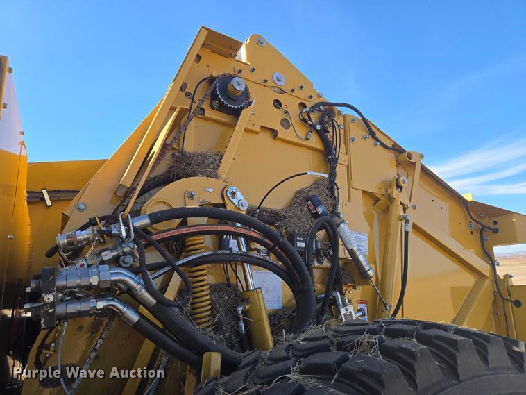 image for item ET1287 2023 Vermeer ZR5-1200 round baler