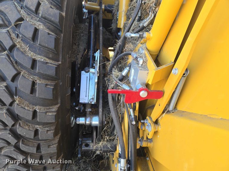 image for item ET1287 2023 Vermeer ZR5-1200 round baler