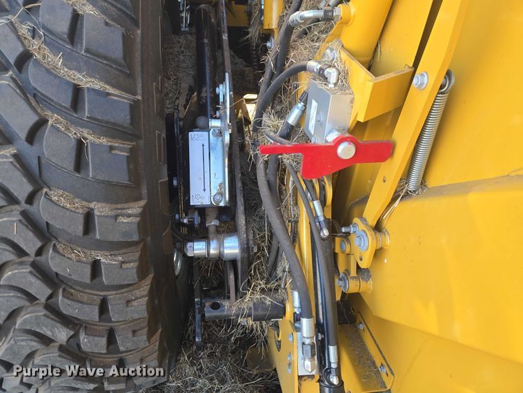 image for item ET1287 2023 Vermeer ZR5-1200 round baler