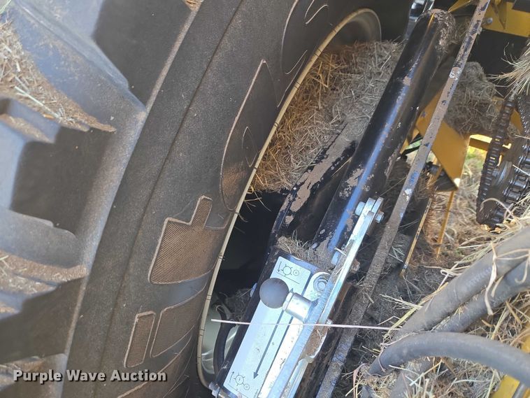 image for item ET1287 2023 Vermeer ZR5-1200 round baler