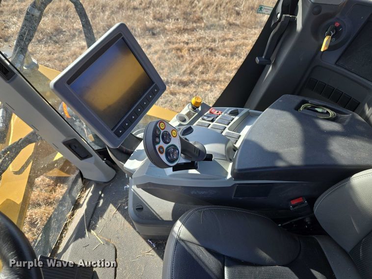 image for item ET1287 2023 Vermeer ZR5-1200 round baler