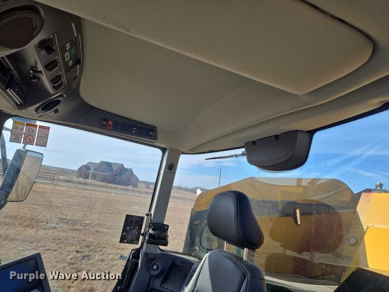 image for item ET1287 2023 Vermeer ZR5-1200 round baler