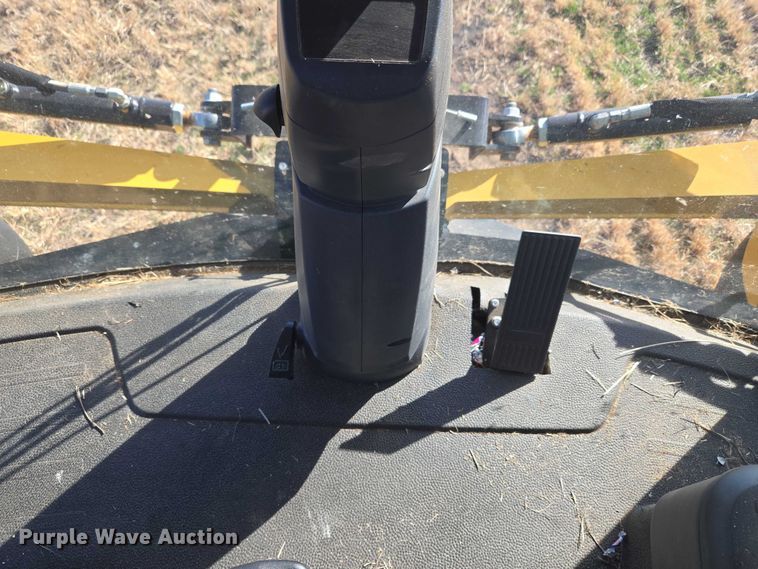 image for item ET1287 2023 Vermeer ZR5-1200 round baler