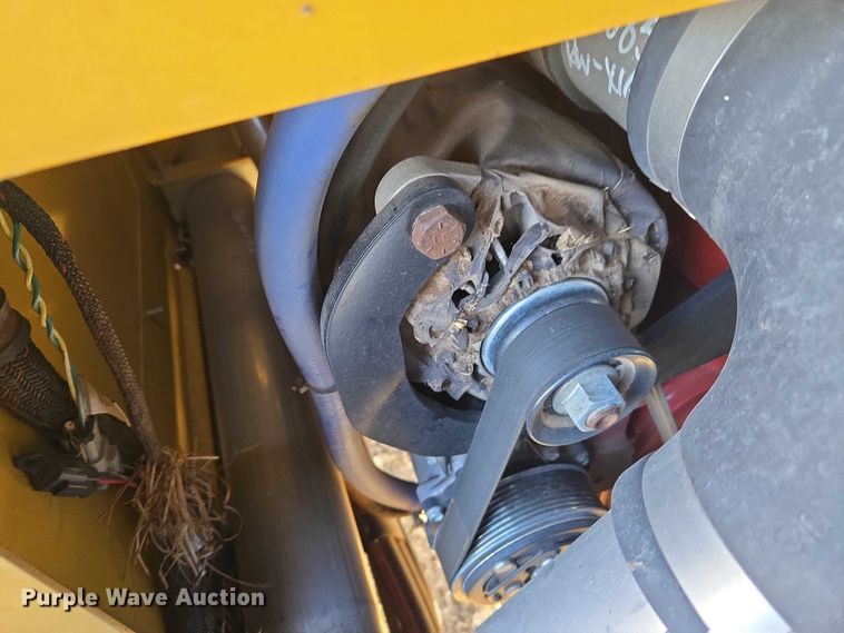 image for item ET1287 2023 Vermeer ZR5-1200 round baler