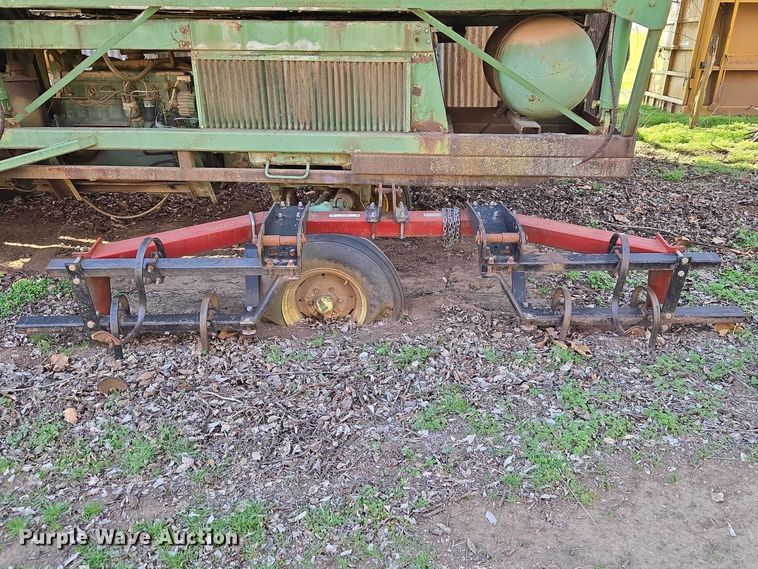 image for item ET1325 4400 field cultivator