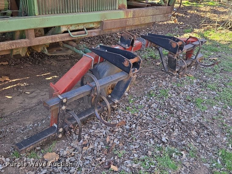 image for item ET1325 4400 field cultivator