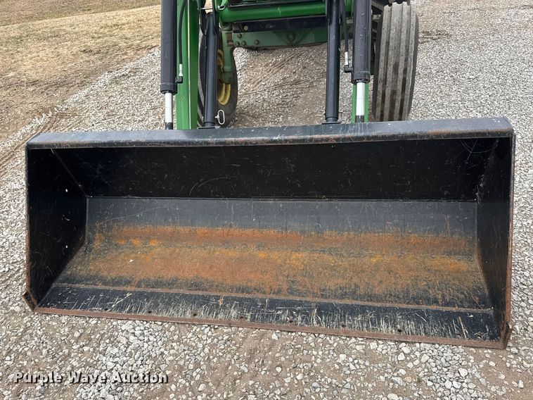 image for item ET1618 1974 John Deere 4430 tractor