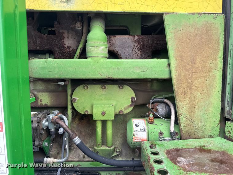 image for item ET1618 1974 John Deere 4430 tractor
