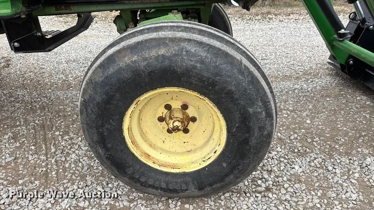 image for item ET1618 1974 John Deere 4430 tractor