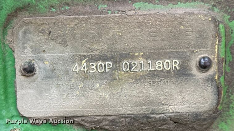image for item ET1618 1974 John Deere 4430 tractor