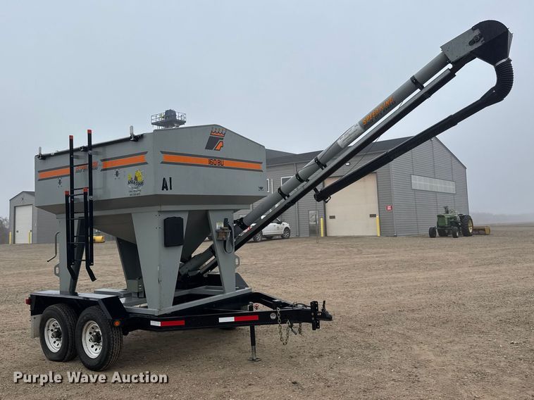 image for item ET1649 2015 Crustbuster Speed King Inc. 160 R 90888900 seed tender