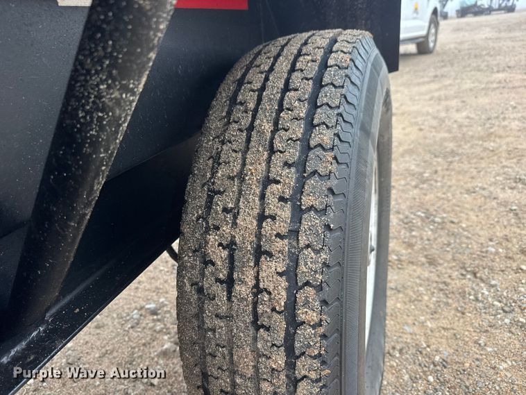 image for item ET1649 2015 Crustbuster Speed King Inc. 160 R 90888900 seed tender