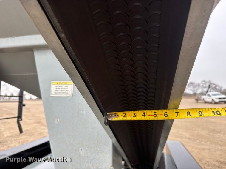 image for item ET1650 2012 Crustbuster Speed King Inc. 160 G 90909300 seed tender