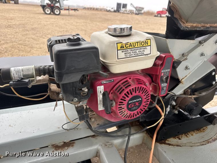 image for item ET1650 2012 Crustbuster Speed King Inc. 160 G 90909300 seed tender