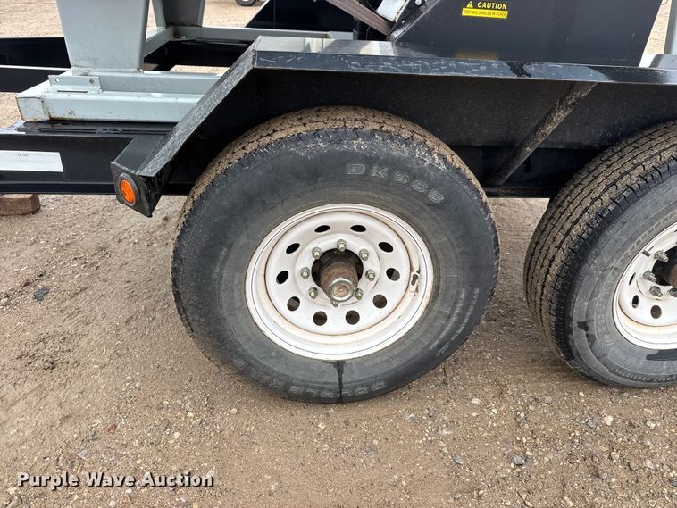 image for item ET1650 2012 Crustbuster Speed King Inc. 160 G 90909300 seed tender