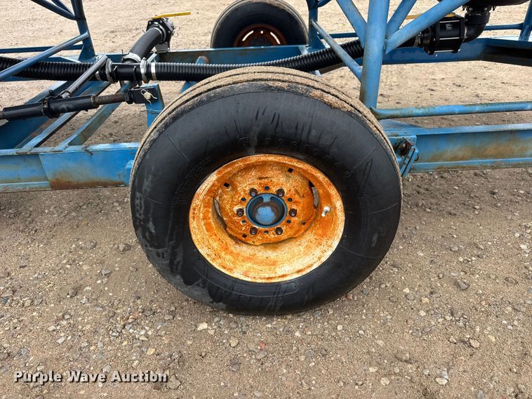 image for item ET1651 Tip tank fertilizer trailer