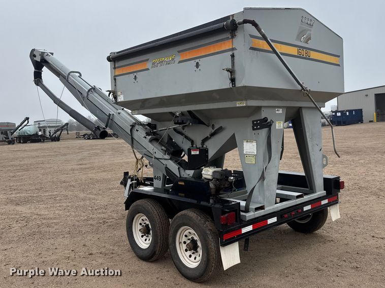 image for item ET1652 2015 Crustbuster Speed King Inc. 160 PT 90882100 seed tender