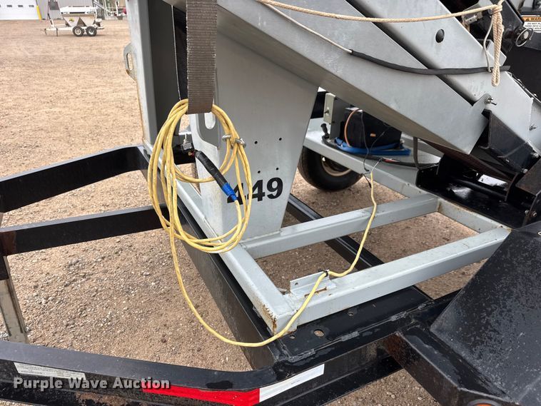 image for item ET1652 2015 Crustbuster Speed King Inc. 160 PT 90882100 seed tender