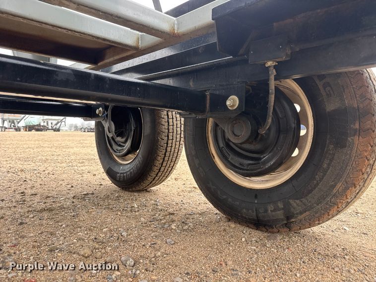 image for item ET1652 2015 Crustbuster Speed King Inc. 160 PT 90882100 seed tender