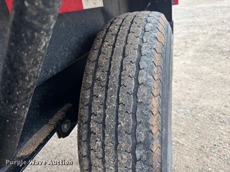 image for item ET1652 2015 Crustbuster Speed King Inc. 160 PT 90882100 seed tender