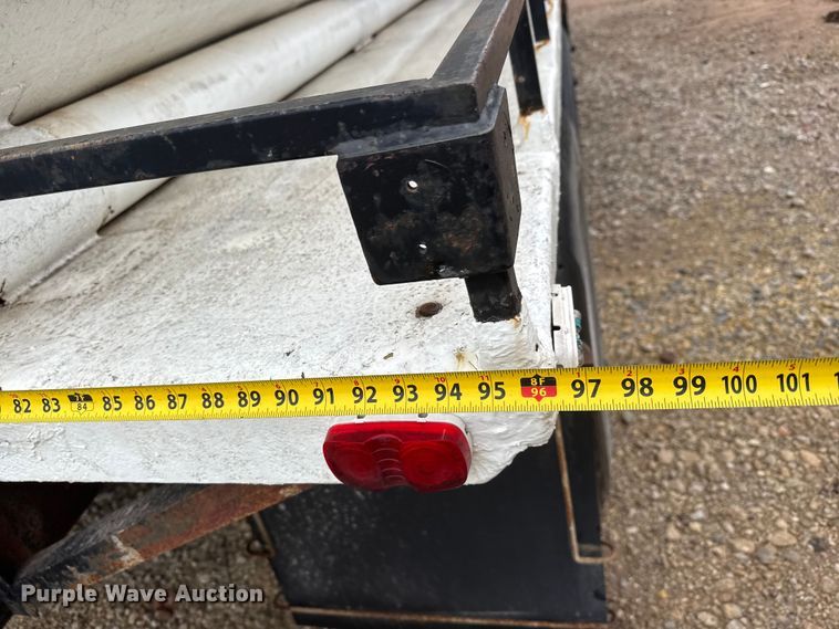 image for item ET1653 1999 International 9200 fertilizer delivery truck