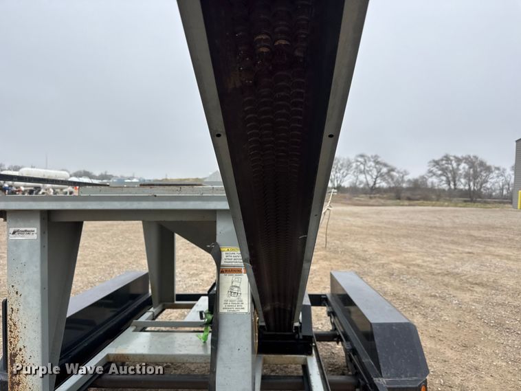 image for item ET1654 2013 Crustbuster Speed King Inc. Tote G R 90907700 seed tender