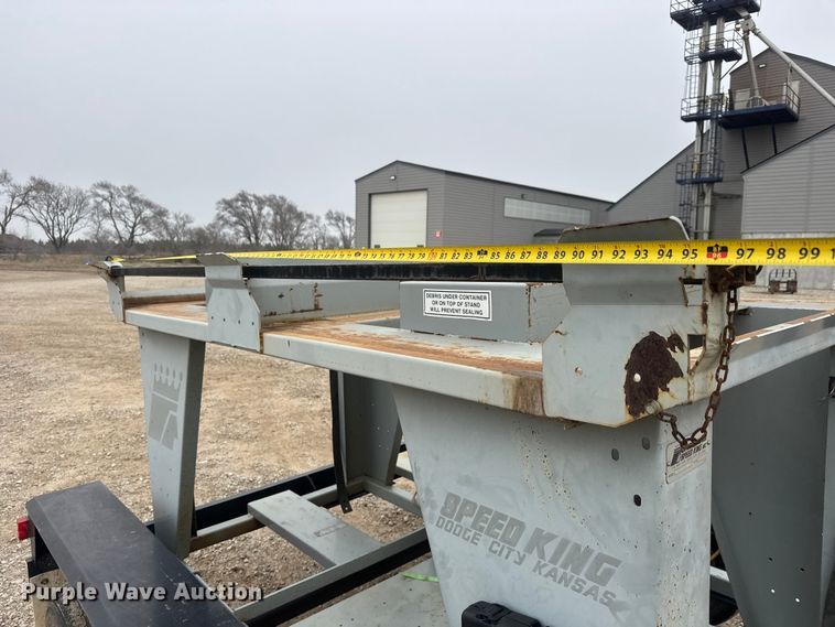 image for item ET1654 2013 Crustbuster Speed King Inc. Tote G R 90907700 seed tender