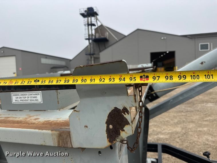 image for item ET1654 2013 Crustbuster Speed King Inc. Tote G R 90907700 seed tender