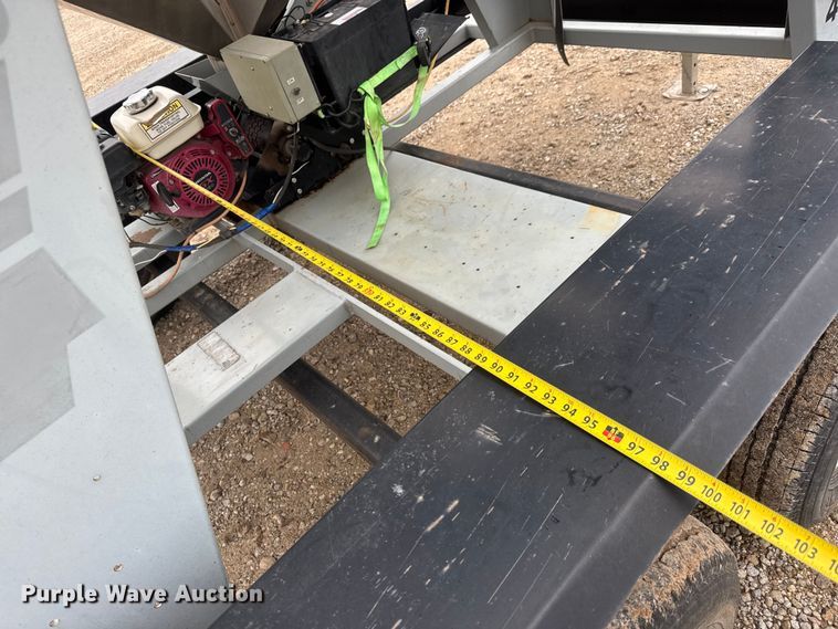 image for item ET1654 2013 Crustbuster Speed King Inc. Tote G R 90907700 seed tender