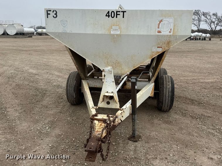 image for item ET1658 Willmar 500 spreader