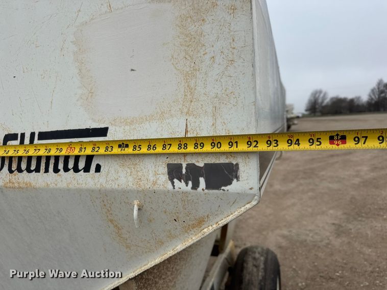 image for item ET1659 Willmar 500 spreader