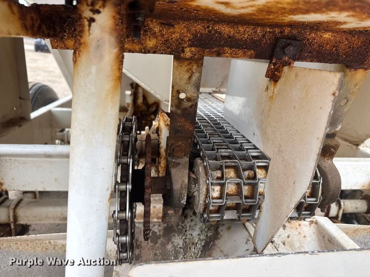 image for item ET1660 Willmar Super 500 spreader