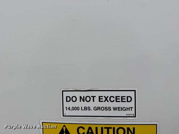 image for item ET1660 Willmar Super 500 spreader