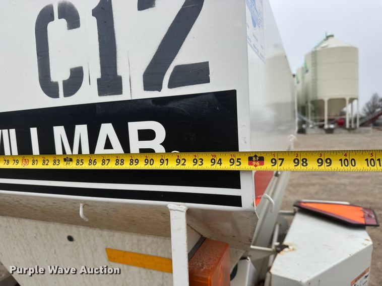 image for item ET1660 Willmar Super 500 spreader