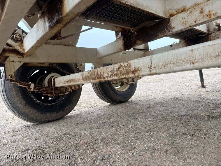 image for item ET1660 Willmar Super 500 spreader