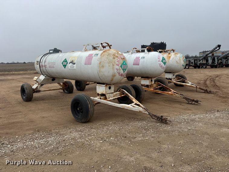image for item ET1661 (3) NH3 tank trailers